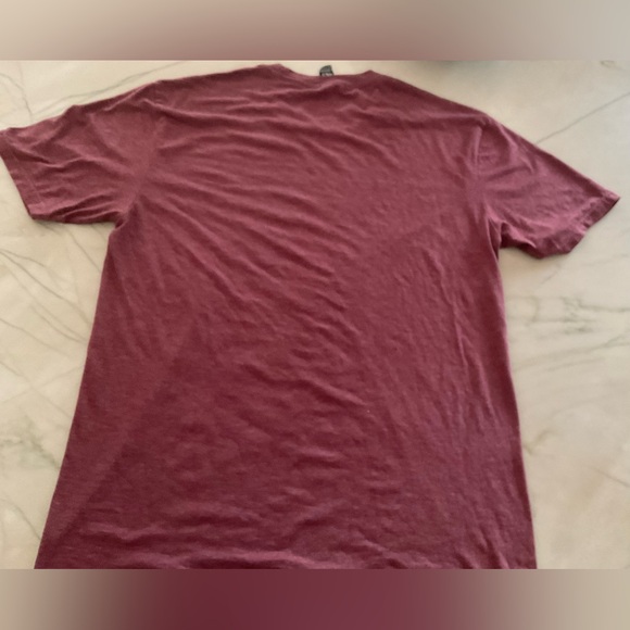 St. Ambrose University Nursing Tee S M 🐝 - Picture 5 of 5